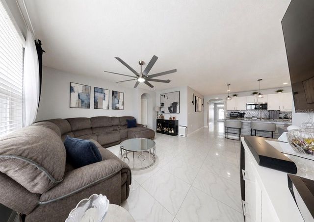 13912 SMILING DAISY PLACE, Riverview, FL 33579