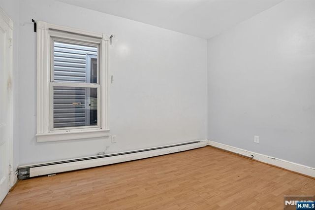 1110 Hampton Place, Elizabeth, NJ 07201