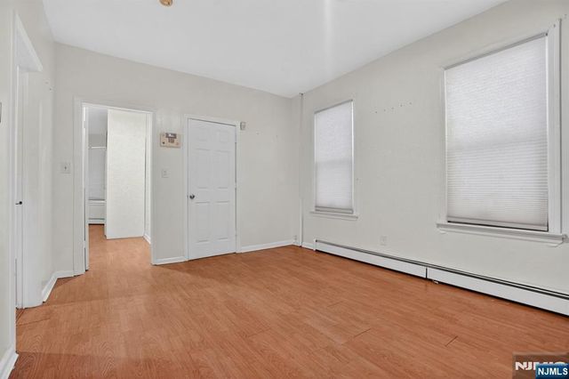 1110 Hampton Place, Elizabeth, NJ 07201