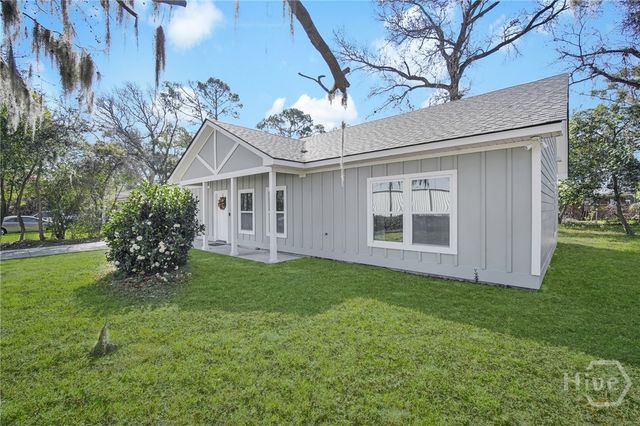 11 E Fairmont Avenue, Savannah, GA 31406