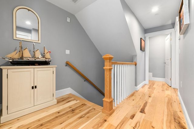 87 Bridge St 2, Salem, MA 01970