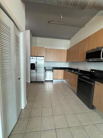 2100 Van Buren St 503, Hollywood, FL 33020