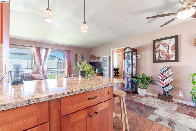 1218 Ottawa Ave, San Leandro, CA 94579