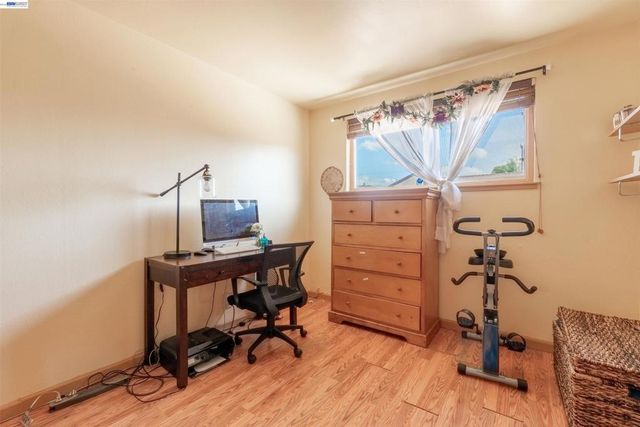 1218 Ottawa Ave, San Leandro, CA 94579