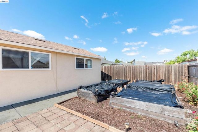1218 Ottawa Ave, San Leandro, CA 94579