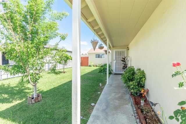 1218 Ottawa Ave, San Leandro, CA 94579