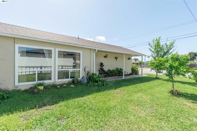 1218 Ottawa Ave, San Leandro, CA 94579