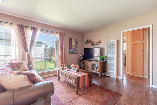 1218 Ottawa Ave, San Leandro, CA 94579