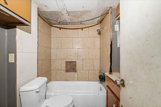 10050 W Fm 744, Barry, TX 75102