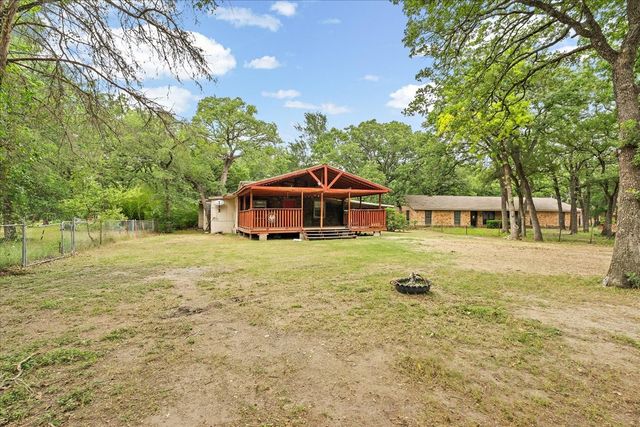 10050 W Fm 744, Barry, TX 75102