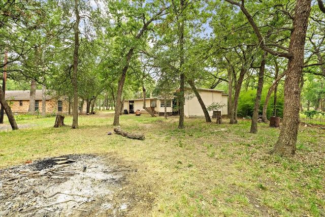 10050 W Fm 744, Barry, TX 75102