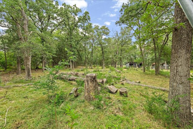 10050 W Fm 744, Barry, TX 75102