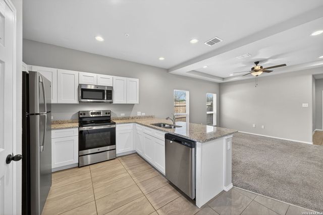 4110 Swans Lndg Unit 101, San Antonio, TX 78217