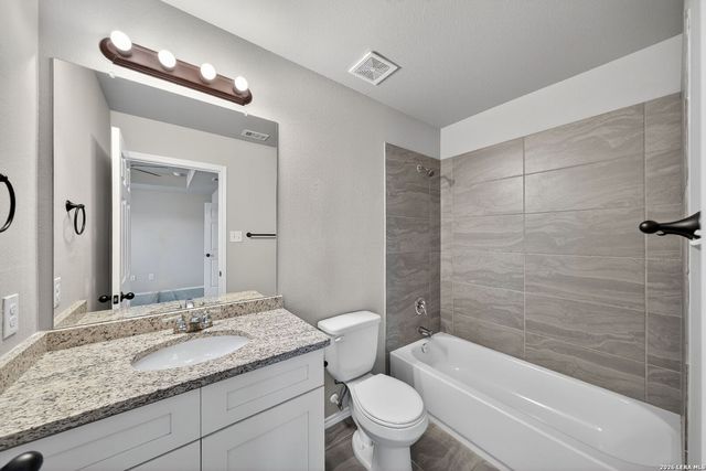 4110 Swans Lndg Unit 101, San Antonio, TX 78217