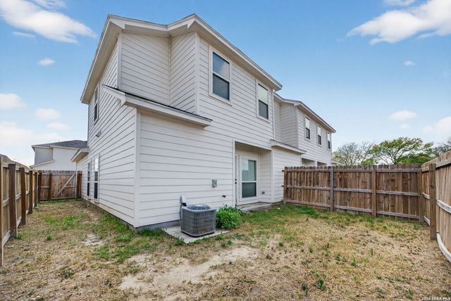 4110 Swans Lndg Unit 101, San Antonio, TX 78217
