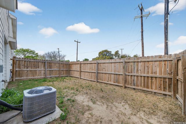 4110 Swans Lndg Unit 101, San Antonio, TX 78217