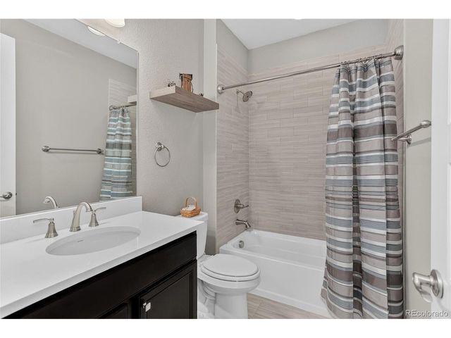 1059 Blue Bell Rd, Berthoud, CO 80513