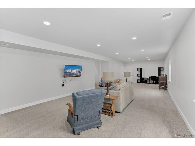 1059 Blue Bell Rd, Berthoud, CO 80513