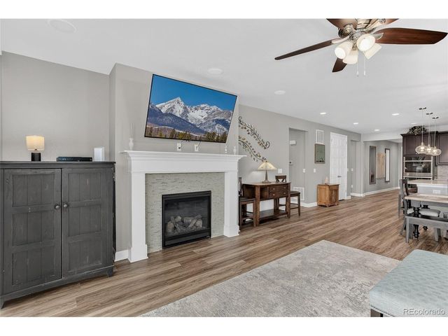 1059 Blue Bell Rd, Berthoud, CO 80513