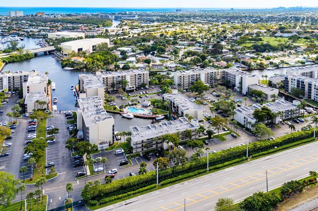 10 Royal Palm Way 203, Boca Raton, FL 33432