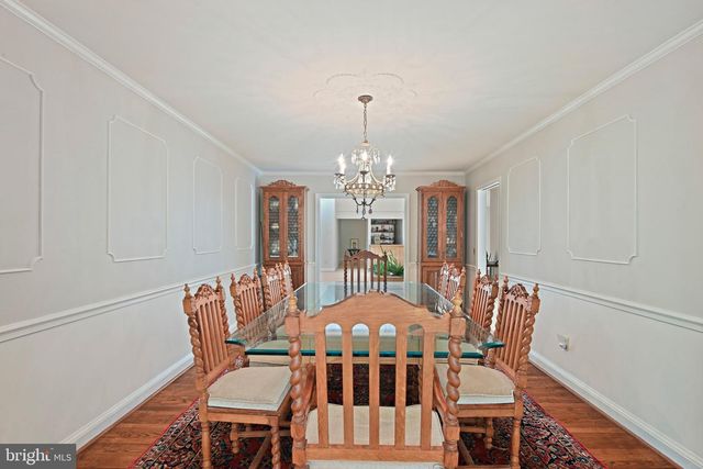 951 CAPTAIN HICKORY DR, Great Falls, VA 22066