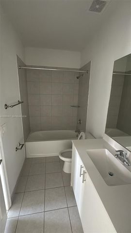 11846 SW 246 Ln 11846, Homestead, FL 33032