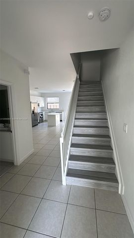 11846 SW 246 Ln 11846, Homestead, FL 33032