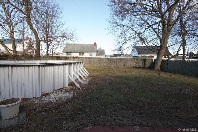 528 14th Street, West Babylon, NY 11704