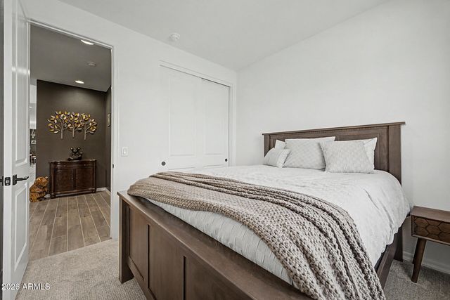 11405 E ULYSSES Avenue, Mesa, AZ 85212