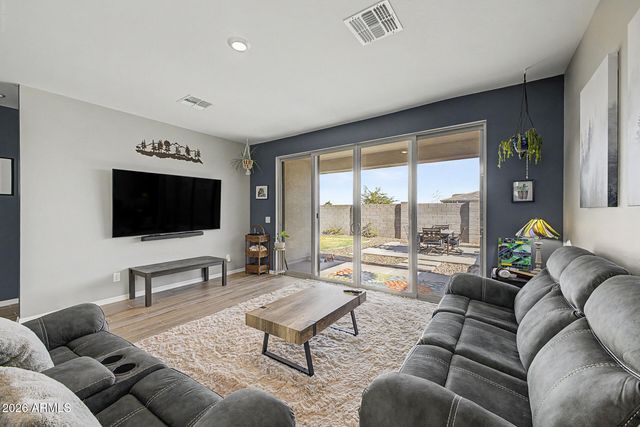 11405 E ULYSSES Avenue, Mesa, AZ 85212