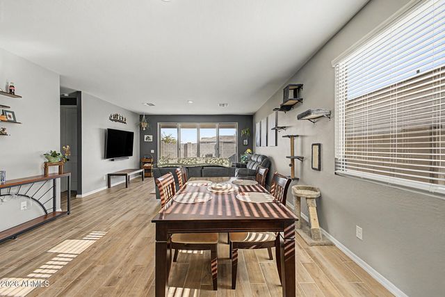 11405 E ULYSSES Avenue, Mesa, AZ 85212