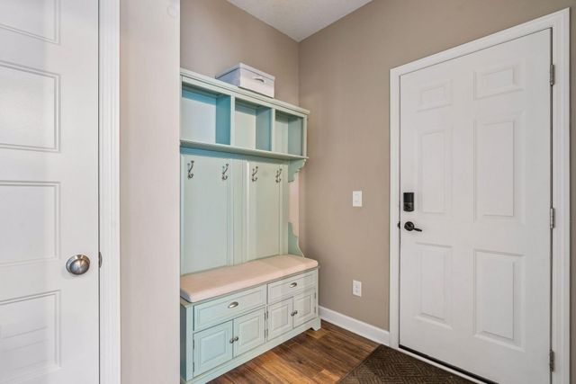 4367 Parkview Circle, Anoka, MN 55303