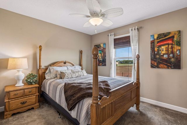 4367 Parkview Circle, Anoka, MN 55303