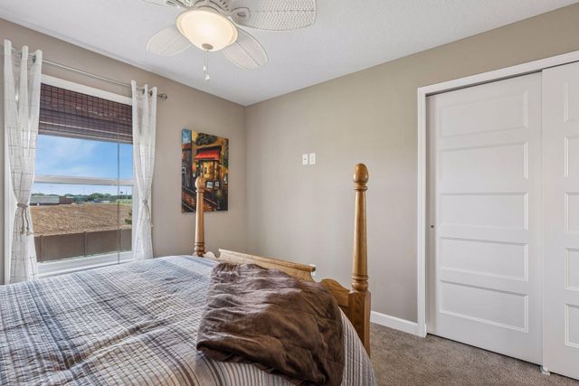 4367 Parkview Circle, Anoka, MN 55303