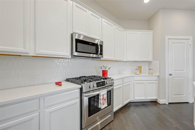 10707 Deer Path Drive, Missouri City, TX 77459