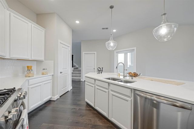 10707 Deer Path Drive, Missouri City, TX 77459