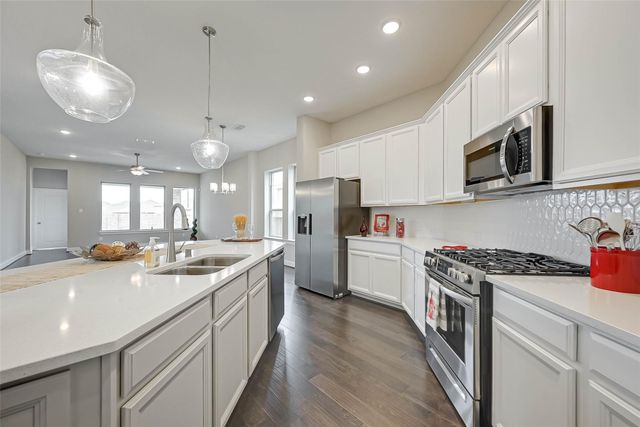 10707 Deer Path Drive, Missouri City, TX 77459