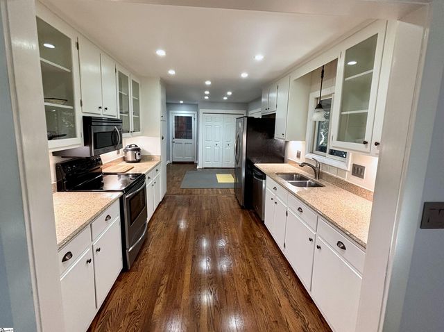 700 Altamont Road, Greenville, SC 29609