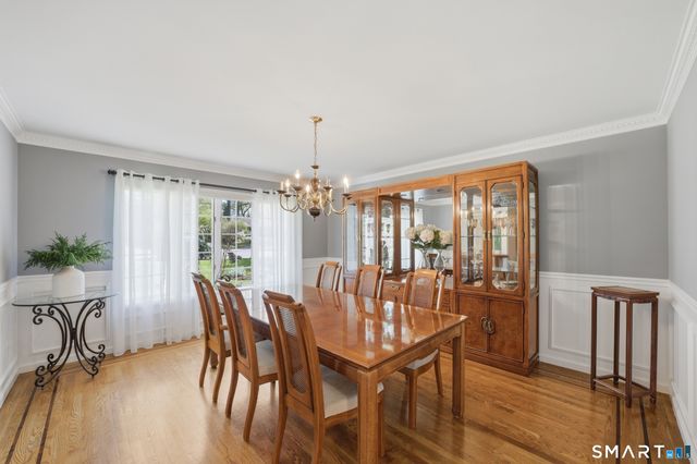 33 Club Circle, Stamford, CT 06905