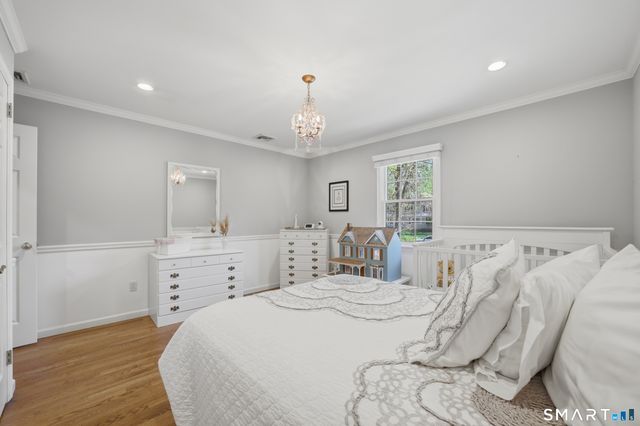 33 Club Circle, Stamford, CT 06905