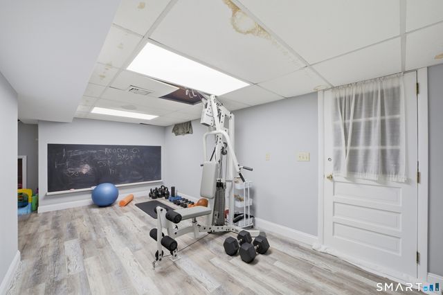 33 Club Circle, Stamford, CT 06905
