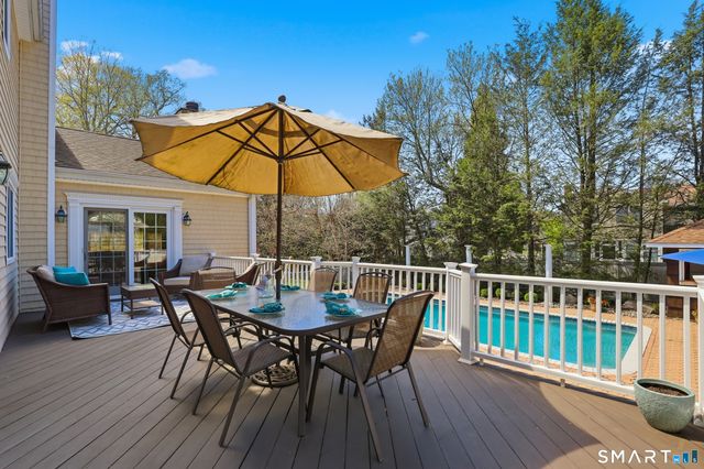 33 Club Circle, Stamford, CT 06905