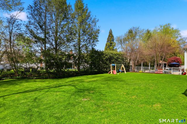 33 Club Circle, Stamford, CT 06905