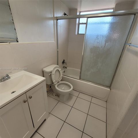 1370 NE 119th Street 137015, Miami, FL 33161