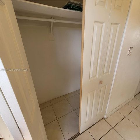 1370 NE 119th Street 137015, Miami, FL 33161