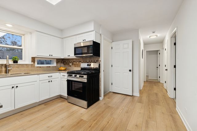 468 Joyce Court, South Holland, IL 60473