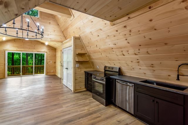 3 Mountain Lake Drive, Blue Ridge, GA 30513