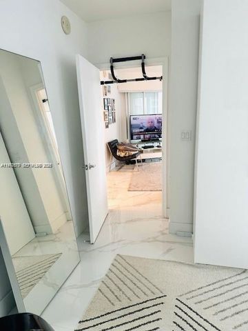 1750 N Bayshore Dr 2302, Miami, FL 33132