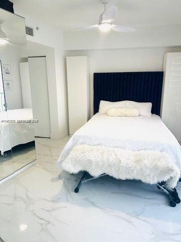 1750 N Bayshore Dr 2302, Miami, FL 33132