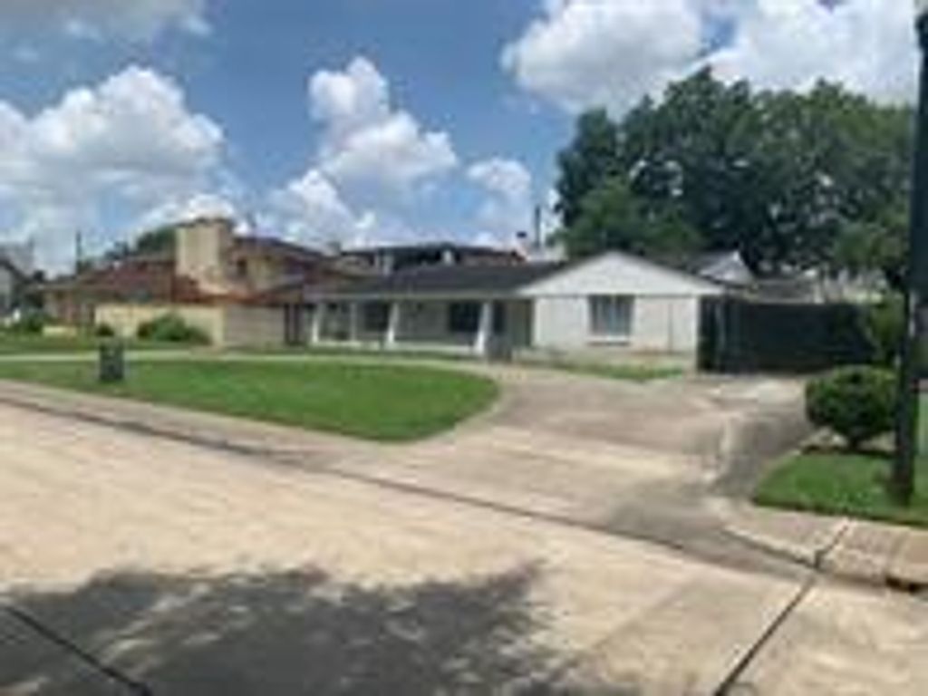 3764 Gramercy Street, Houston, TX 77025